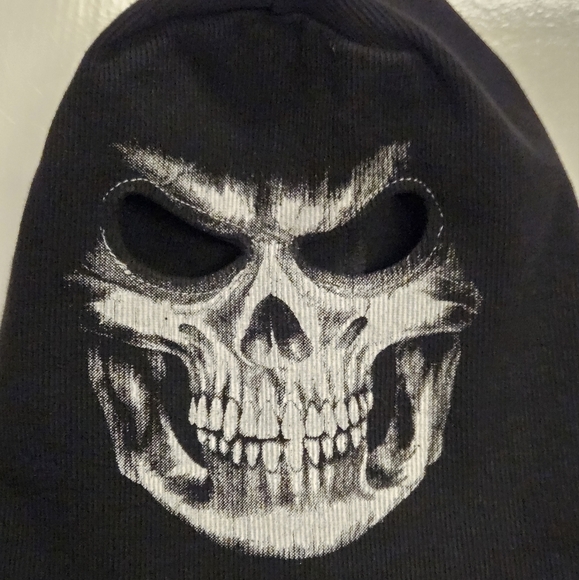Skull Knit Hat Winter Ski Cycling Sun Protection Skull Halloween hat - Picture 1 of 7
